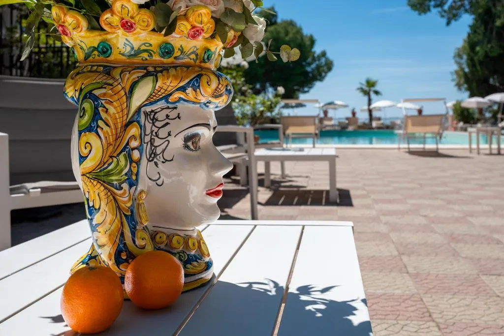 Pool, Excelsior Palace, Taormina
