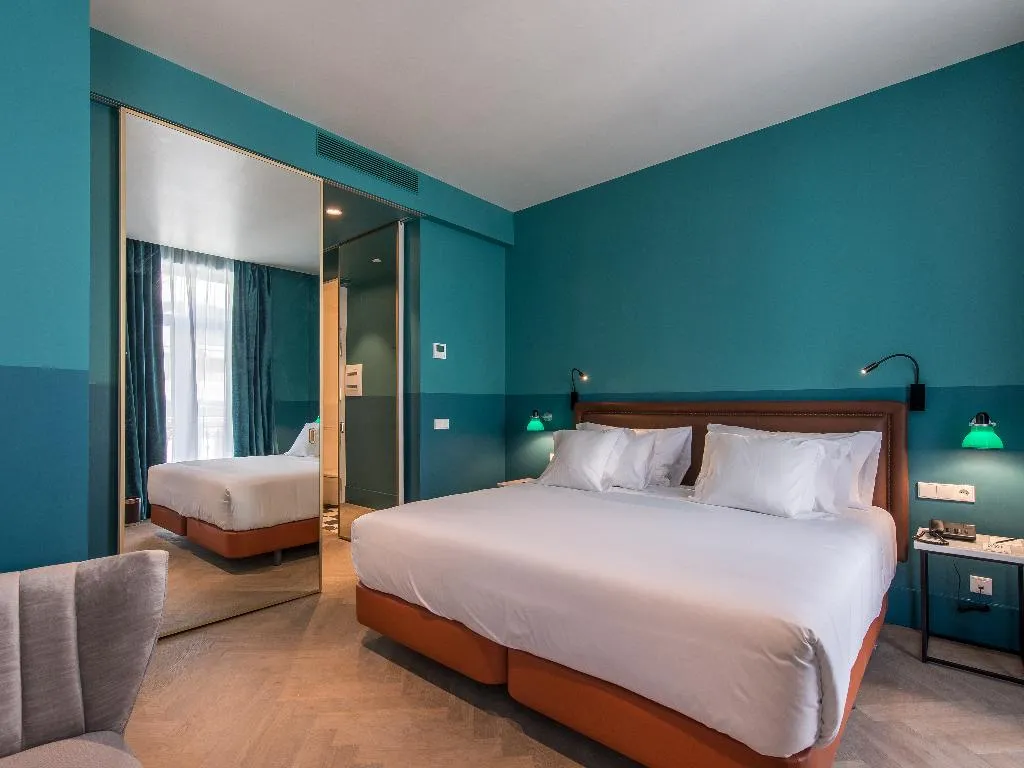 DOUBLE SUPERIOR Room, Vincci The Mint, Madrid