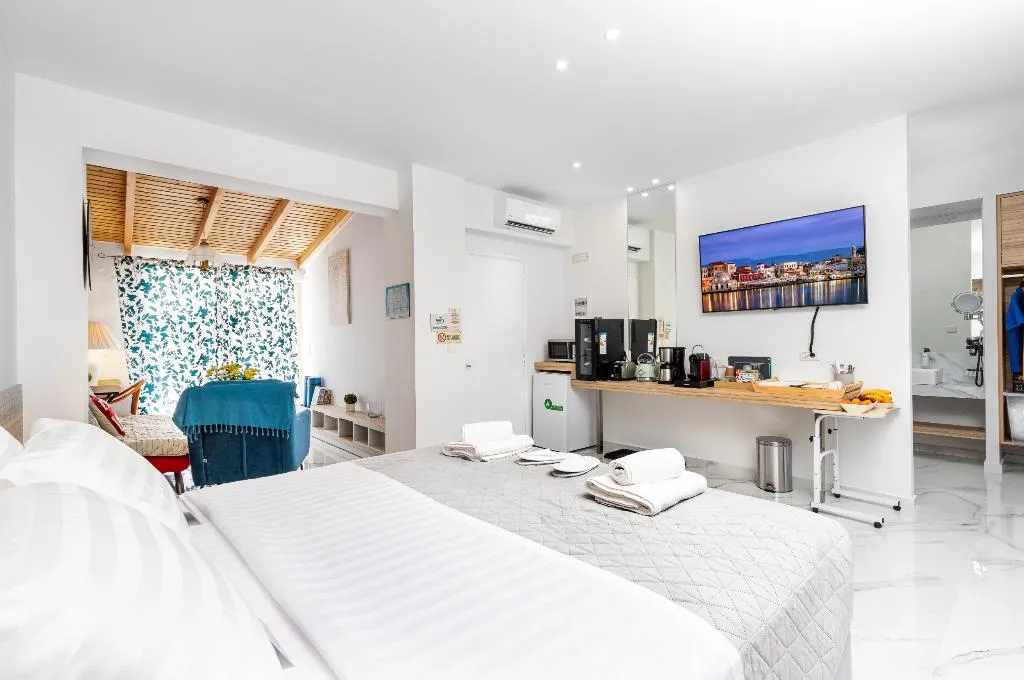 SUITE DELUXE SEA VIEW Room, Notus, Crete