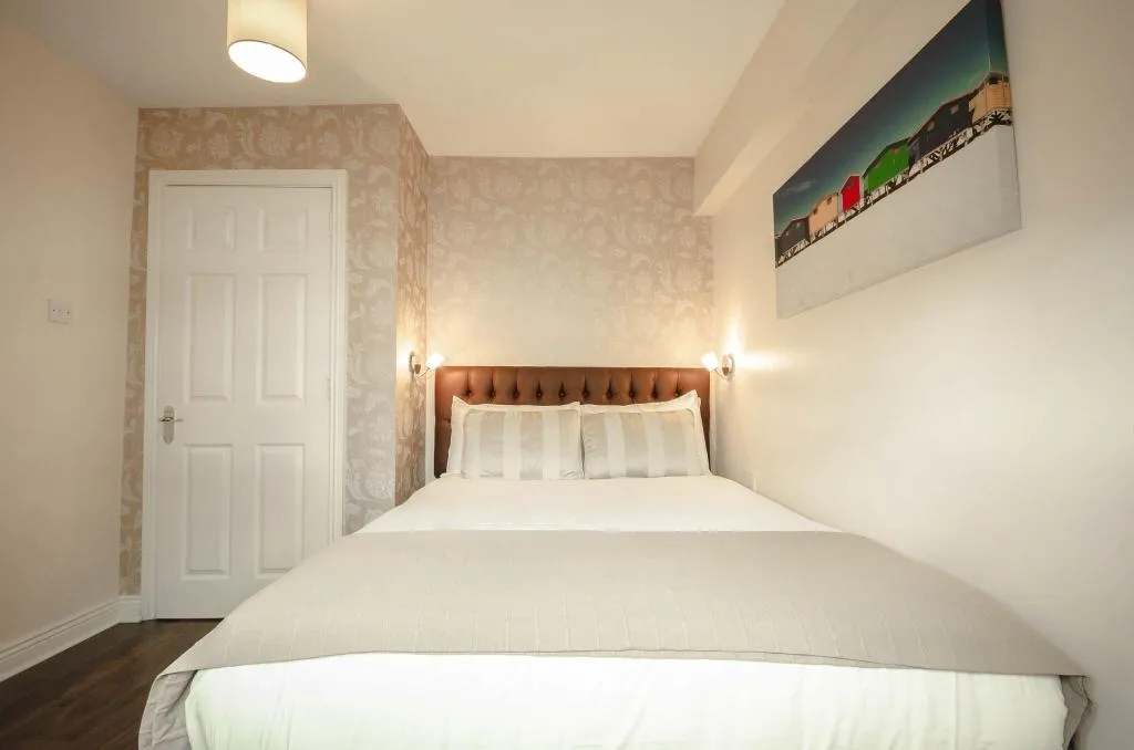 APARTMENT CAPACITY 6 Room, Drury Court Hotel, Dublin