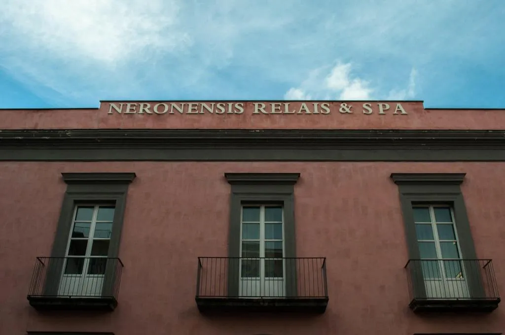 General view, Hotel Neronensis, Naples