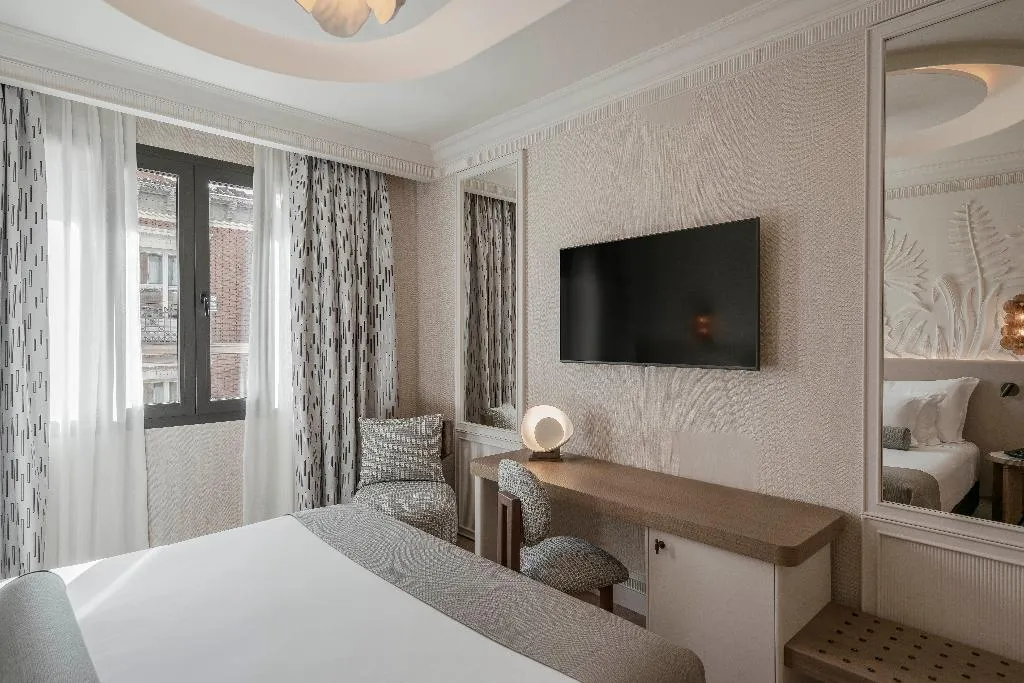 DOUBLE SINGLE USE DELUXE Room, Vincci Madrid Centrum, Madrid
