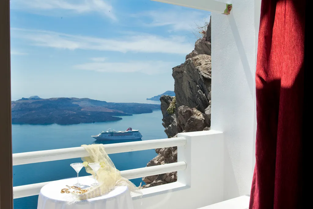 SUITE STANDARD Room, Adamant Suites, Santorini