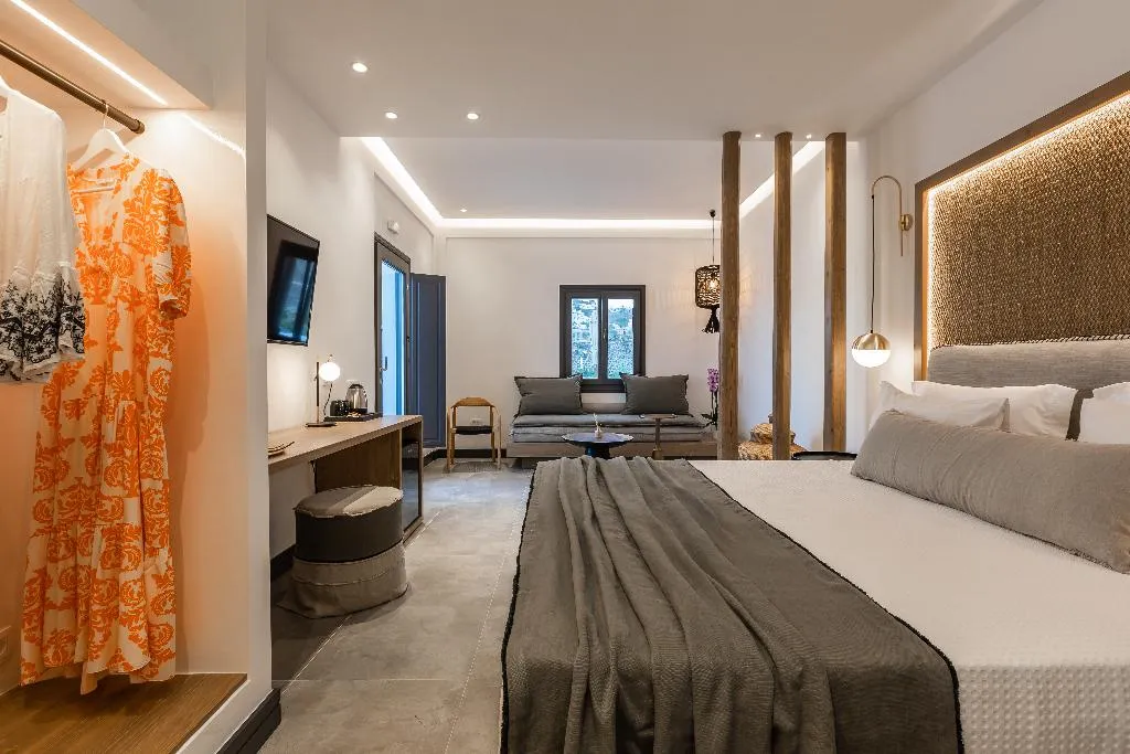 JUNIOR SUITE LUXURY Room, Vineyard Exclusive Suites, Santorini