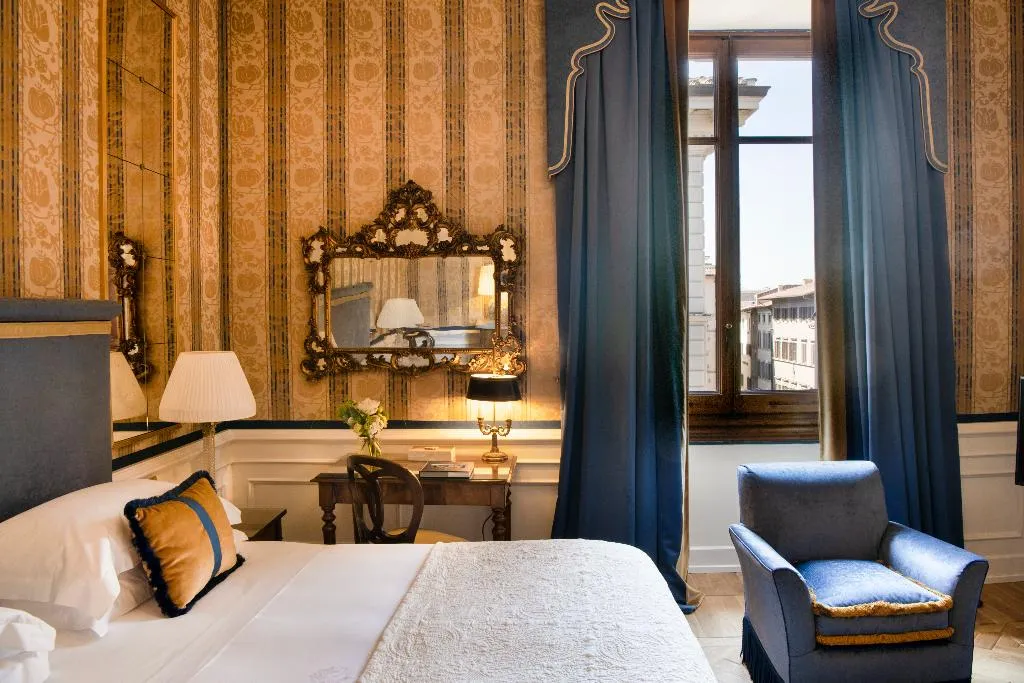 JUNIOR SUITE WITH VIEWS Room, Helvetia & Bristol Firenze - Starhotels Collezione, Florence