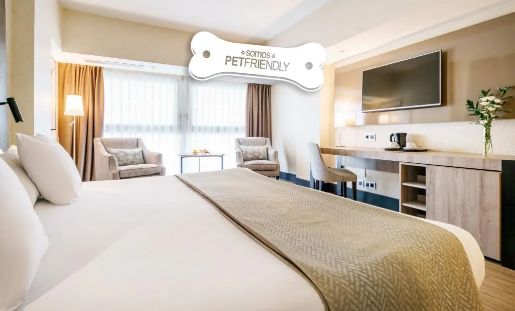 Double or Twin STANDARD Room, Ilunion Malaga, Costa Del Sol