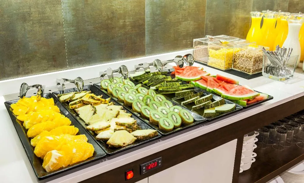 Restaurant, Ilunion Suites Madrid, Madrid