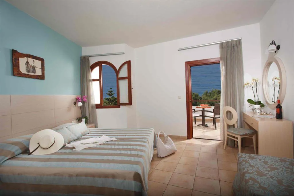 Room, Alianthos Estate Resort, Crete