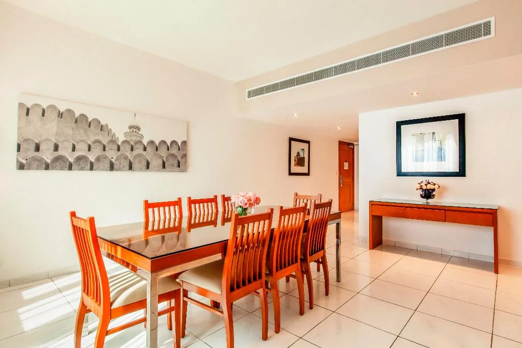 APARTMENT STANDARD Room, Golden Sands Hotel Apartments, Dubai