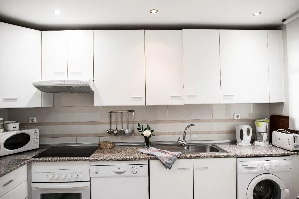 APARTMENT THREE BEDROOMS Room, Aloha Gardens, Costa Del Sol
