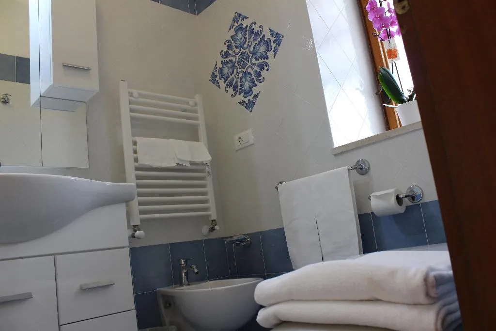 APARTMENT CAPACITY 3 Room, Tramonti Green, Naples