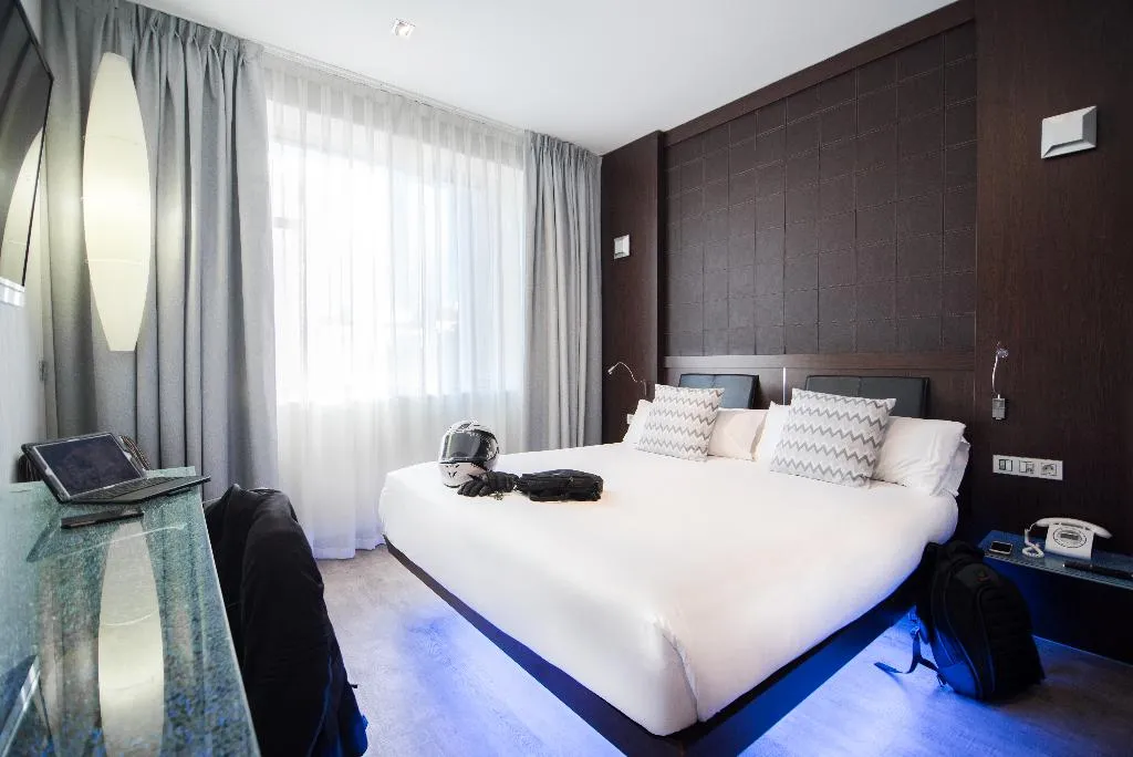 DOUBLE SINGLE USE STANDARD Room, Petit Palace President Castellana, Madrid