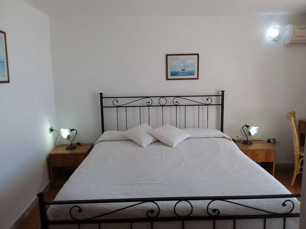 Room, Orpheus, Taormina