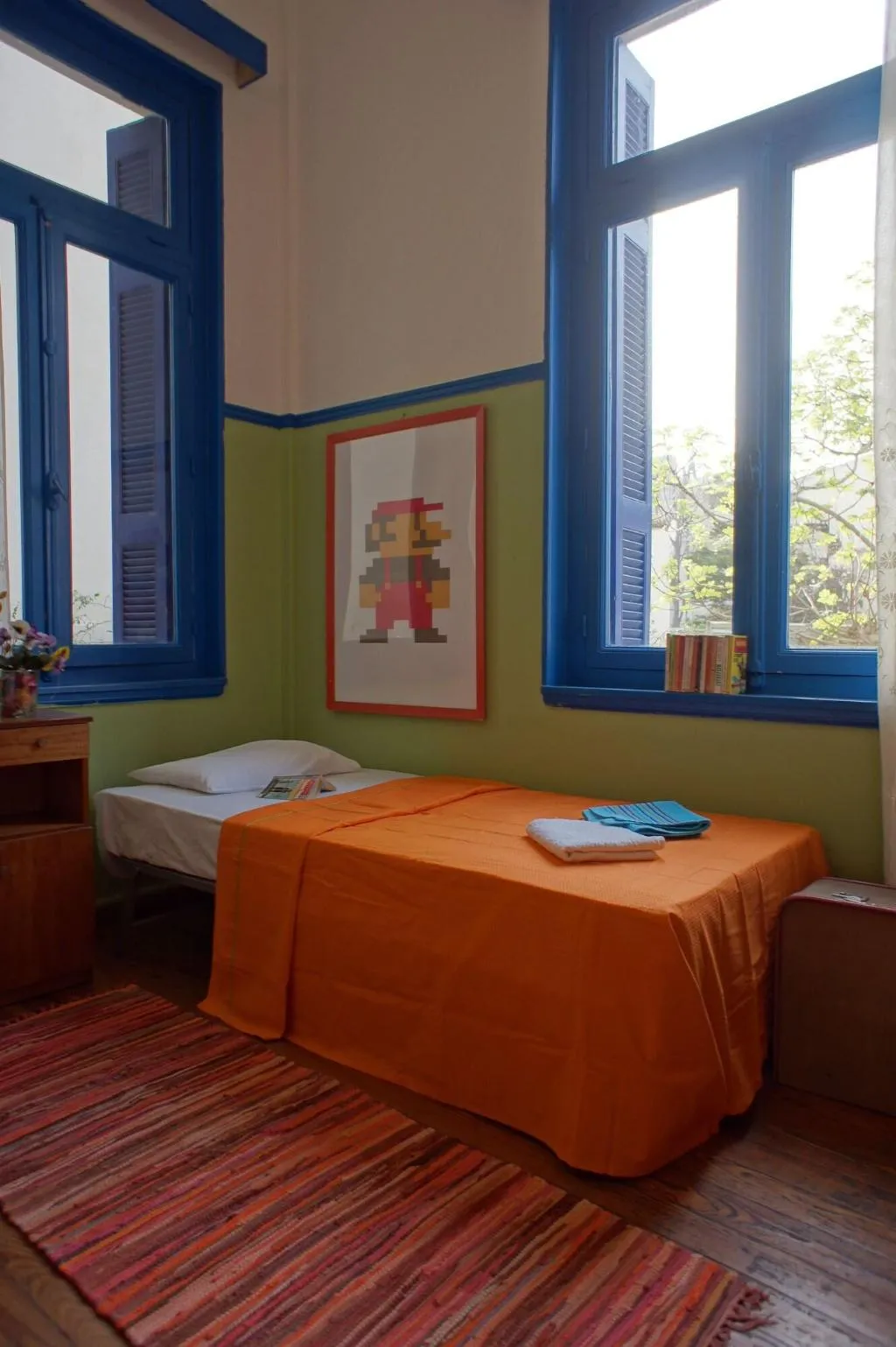 Room, Dioskouros, Athens