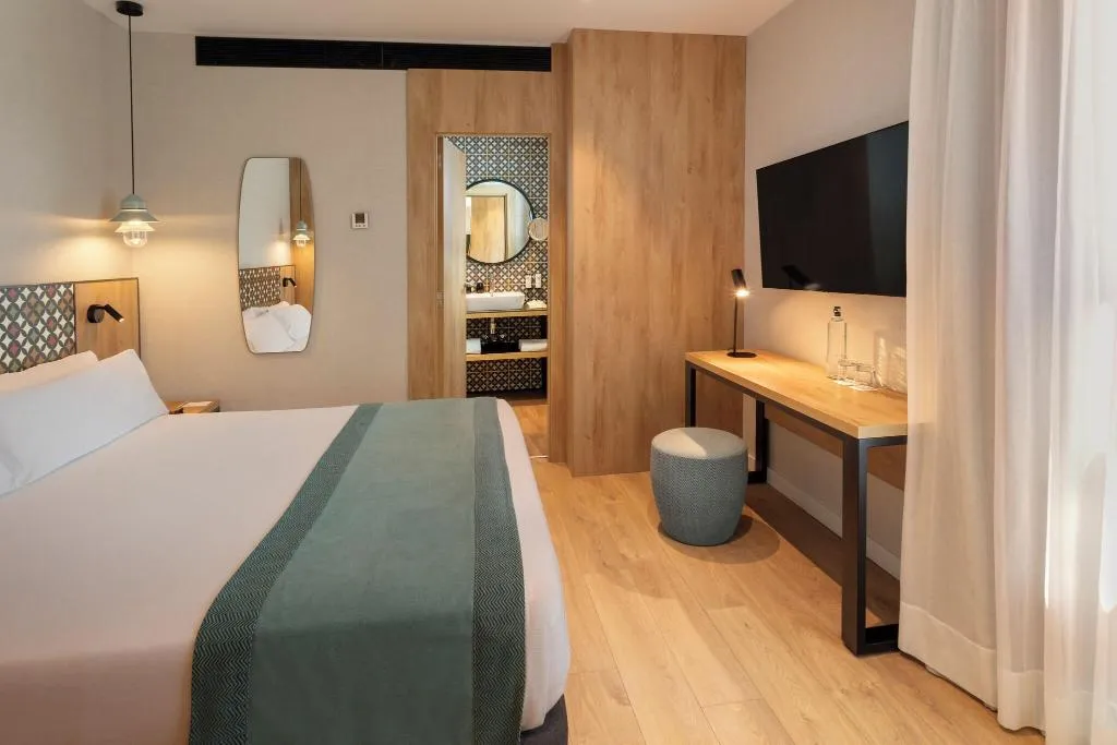 JUNIOR SUITE KING SIZE BED Room, Catalonia Excelsior, Valencia