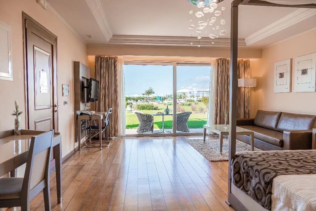JUNIOR SUITE GARDEN VIEW Room, Restia, Corfu