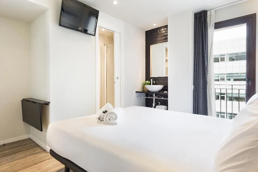DOUBLE STANDARD Room, Acta bcn 40, Barcelona