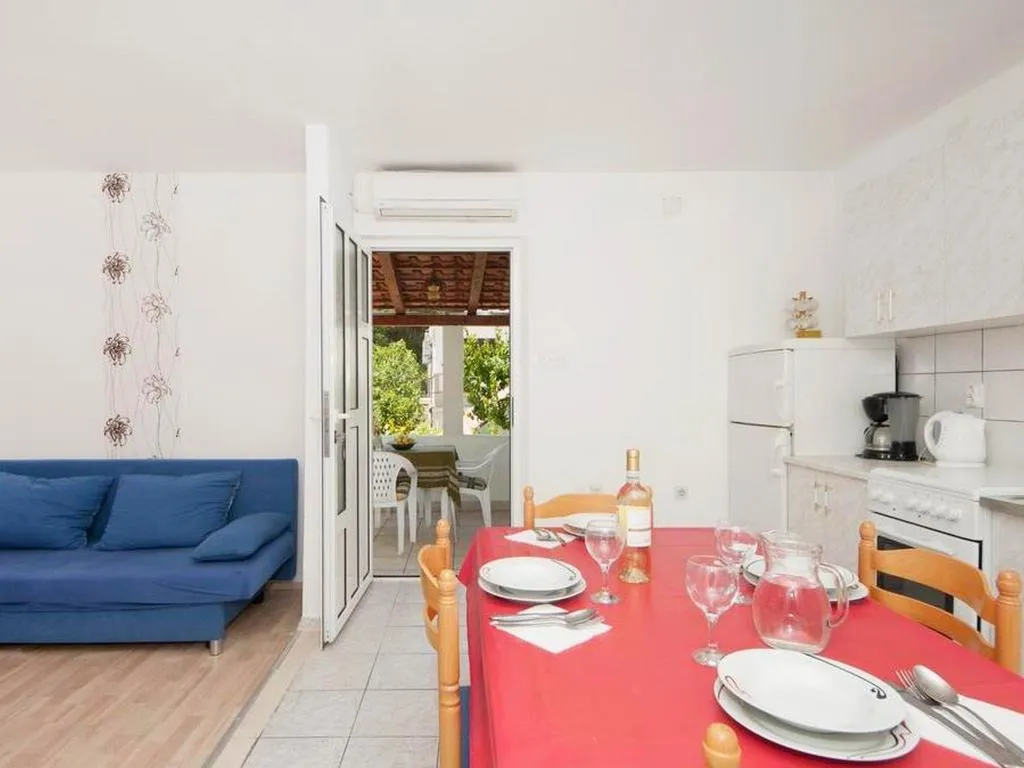 APARTMENT CAPACITY 4 Room, Apartments Jase, Split