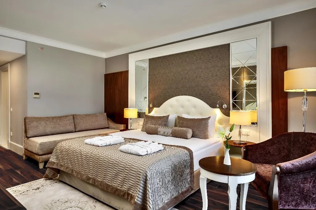 TRIPLE LAND VIEW Room, Sunis Efes Royal Palace Resort & Spa Hotel, Izmir