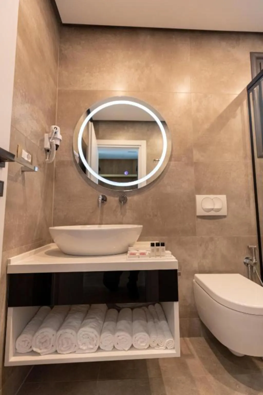 TRIPLE WITH VIEWS Room, Ames Hotel & SPA, Kavaje