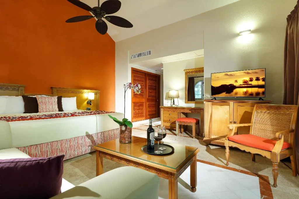 SUITE STANDARD Room, Grand Palladium Colonial Resort & Spa All Incl., Cancun Area