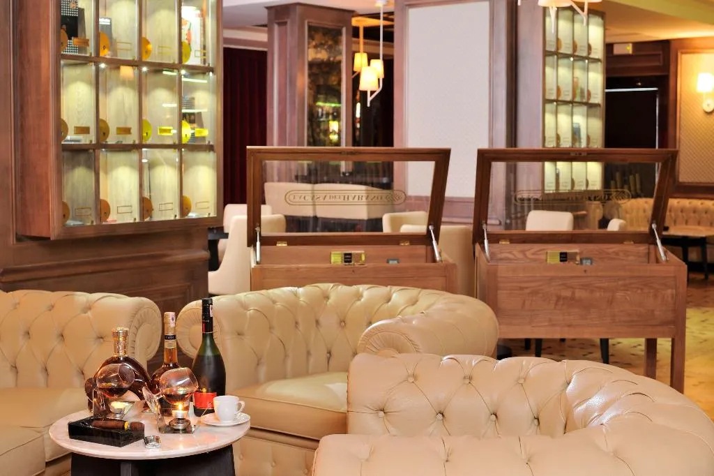 Restaurant, Royal Tulip City Center, Tangier