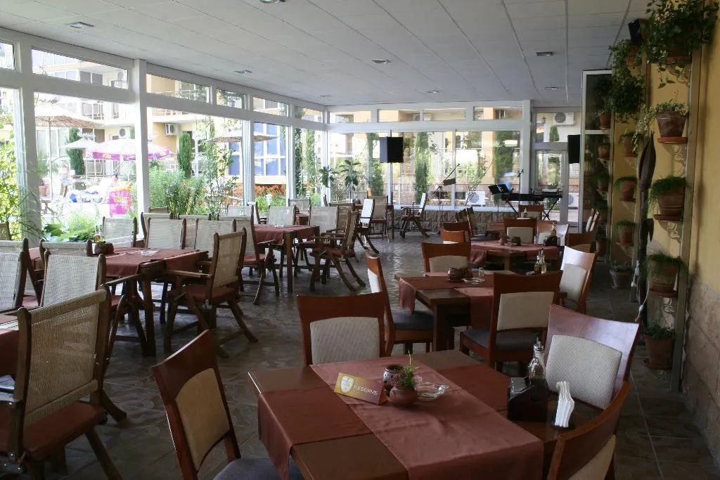 Restaurant, Joya Park Complex, Varna