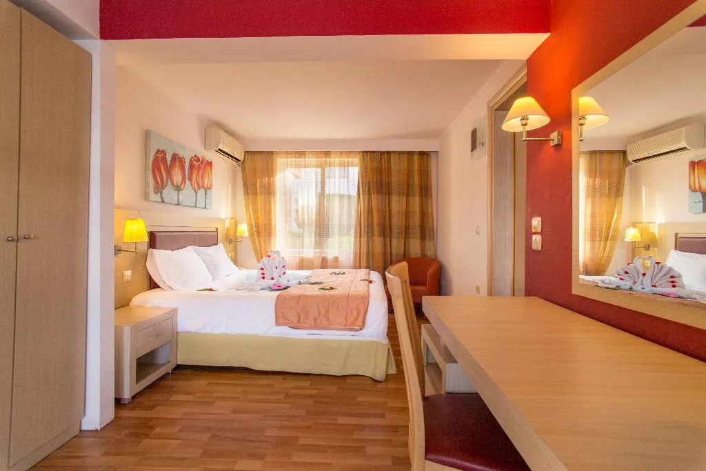FAMILY ROOM CAPACITY 5 Room, Aegean View Aqua Resort, Kos