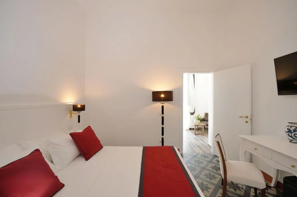 Room, Amalfi Luxury House, Naples