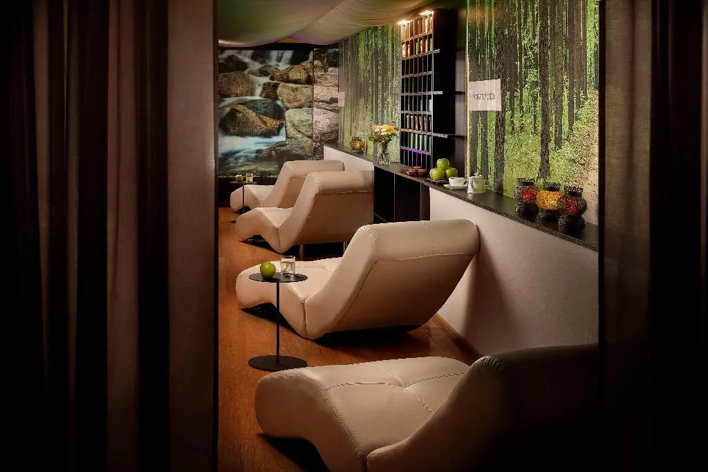 Sports and Entertainment, Avani Palazzo Moscova Milan Hotel, Milan