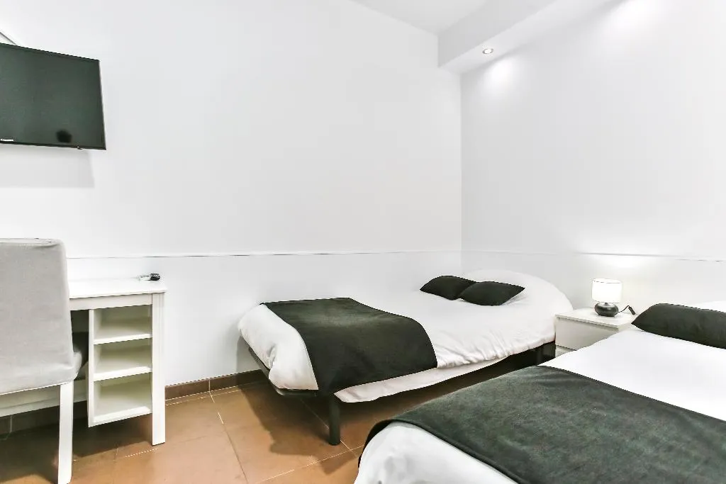 TWIN STANDARD Room, Laramond Barcelona Rooms, Barcelona