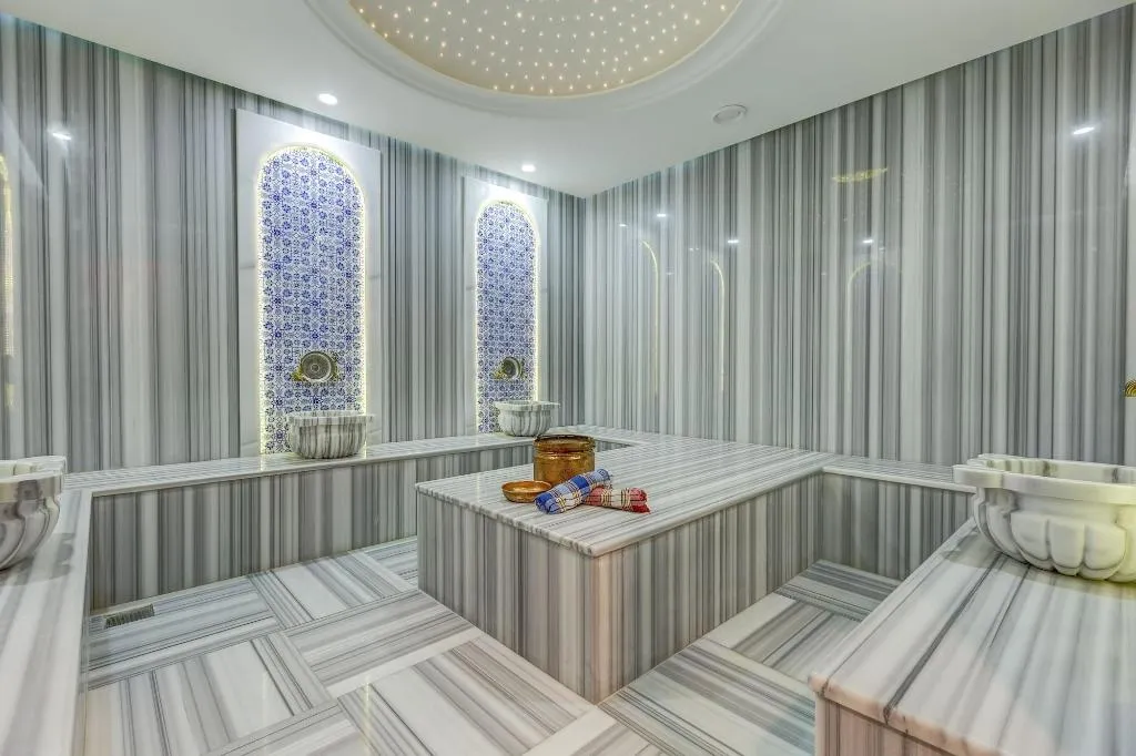 Sports and Entertainment, Alachi Hotel, Izmir