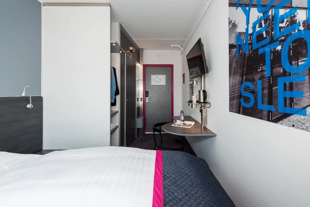 Double or Twin STANDARD Room, CABINN Copenhagen, Copenhagen