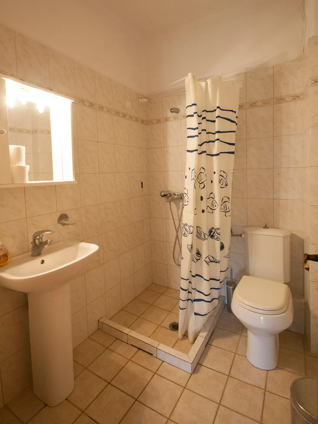 TRIPLE STANDARD Room, Pension Laura, Skiathos