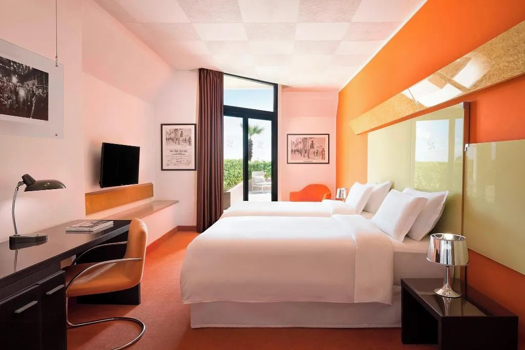 SUITE CLASSIC KING BED Room, Four Points by Sheraton Catania Hotel & Conference, Catania