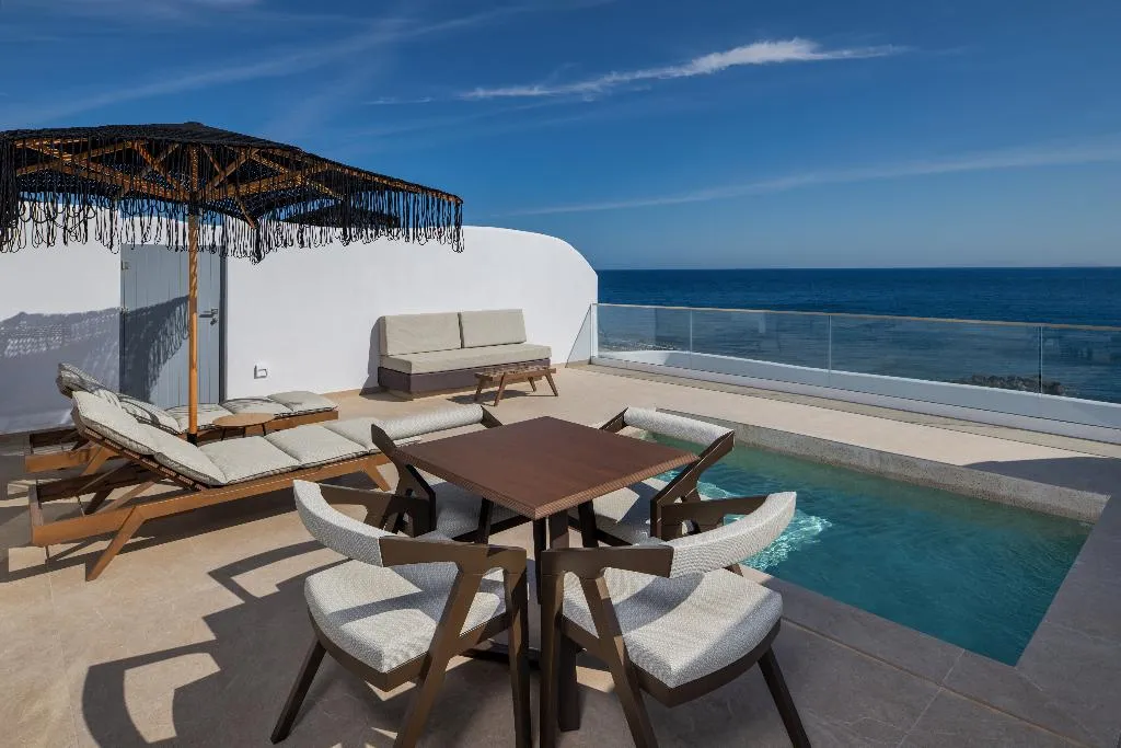 SUITE HONEYMOON Room, Aelia Thalassa, Santorini