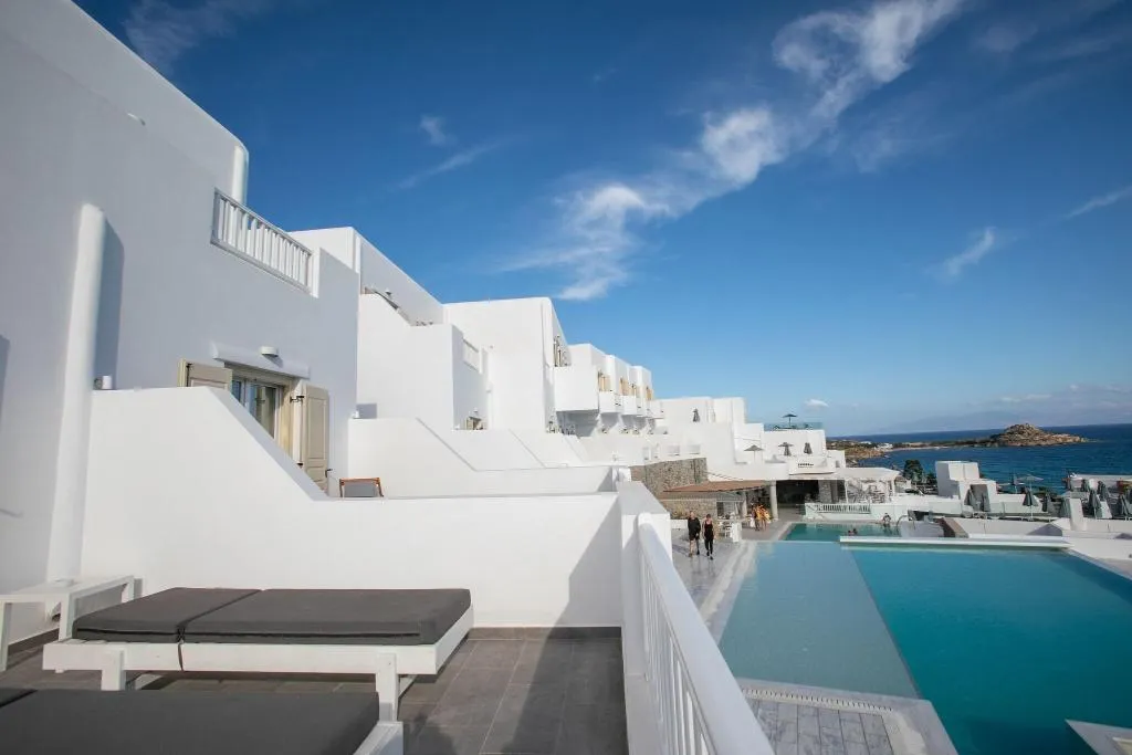General view, The George Hotel, Mykonos