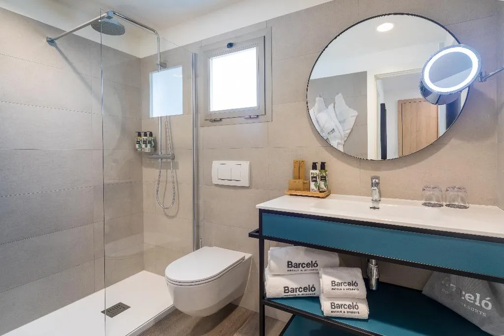 SUITE CAPACITY 2 Room, Barcelo Fuerteventura Royal Level adults only, Fuerteventura