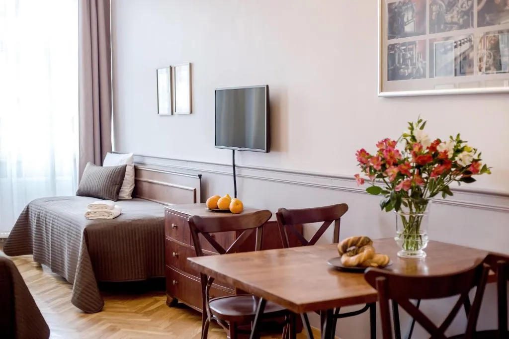 Room, Scharffenberg Apartments Main Square, Krakow