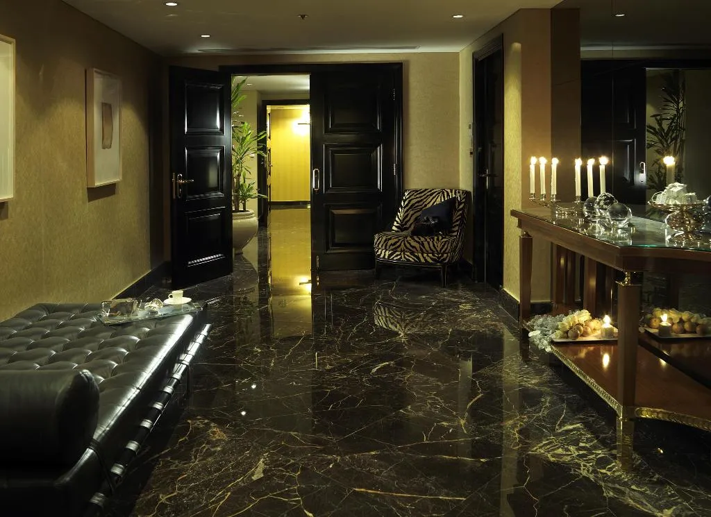 SUITE CLUB Room, Athenaeum InterContinental Athens, Athens