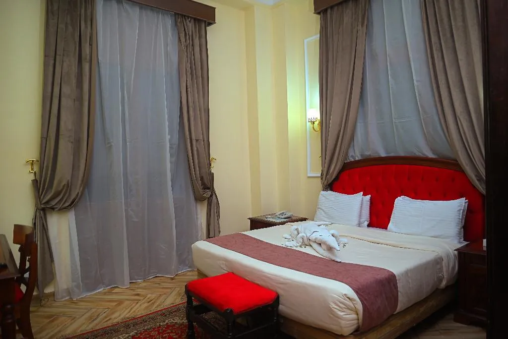 SINGLE DELUXE Room, Cosmopolitan Cairo Hotel, Cairo
