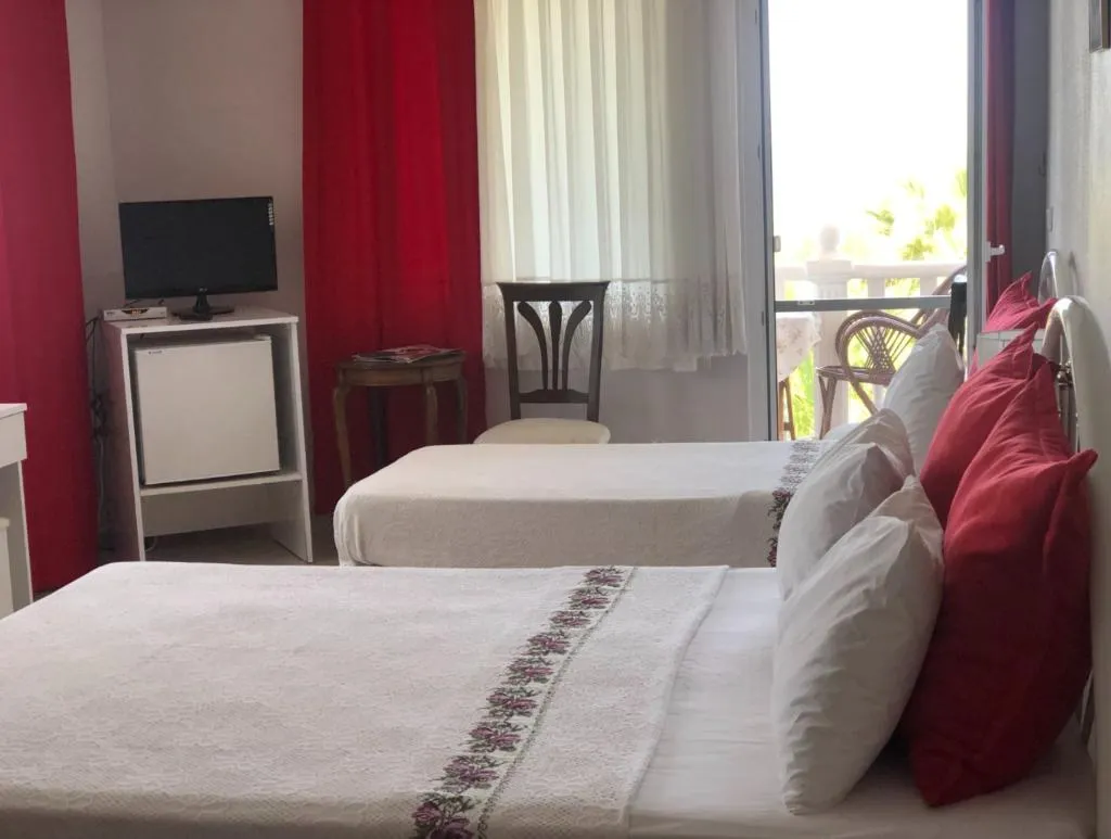 Room, Cunda Aşiyan Otel, Izmir