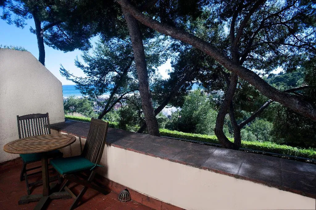 DOUBLE SINGLE USE WITH TERRACE Room, Gran Hotel Rey Don Jaime, Barcelona