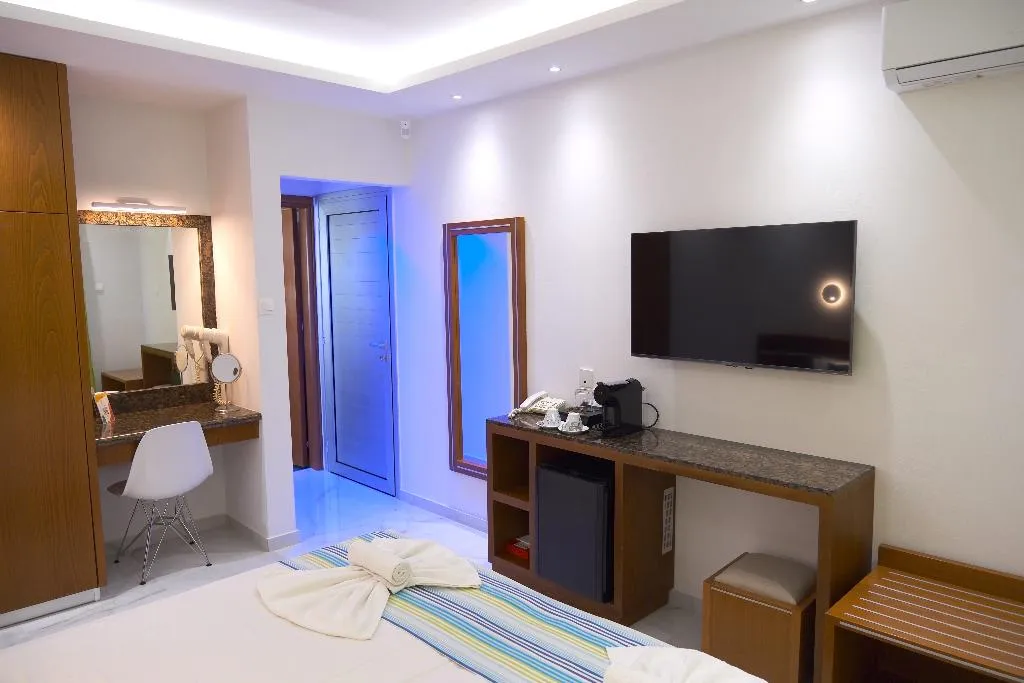 Double or Twin STANDARD Room, Loutsiana Hotel & Apartments, Cyprus