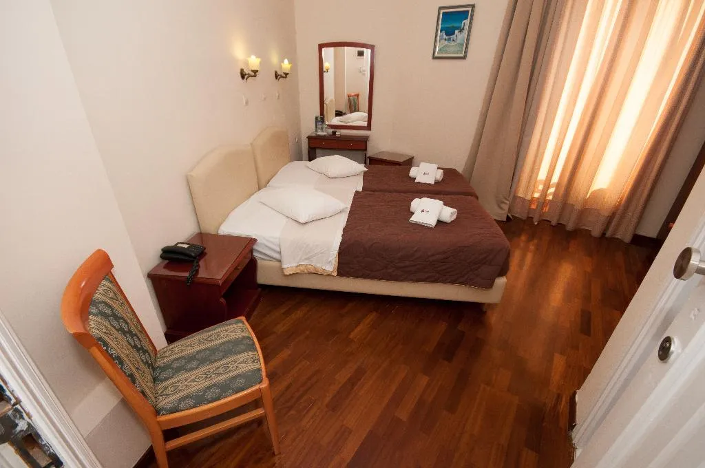 Double or Twin STANDARD Room, Cecil hotel, Athens