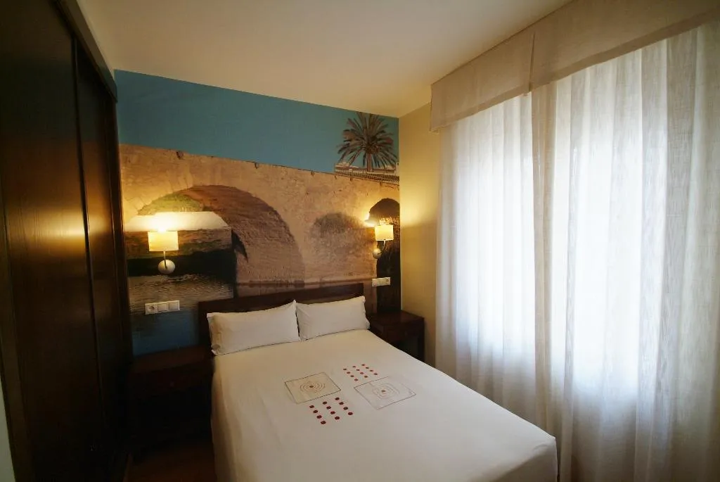 APARTMENT CAPACITY 4 Room, Ardales, Costa Del Sol