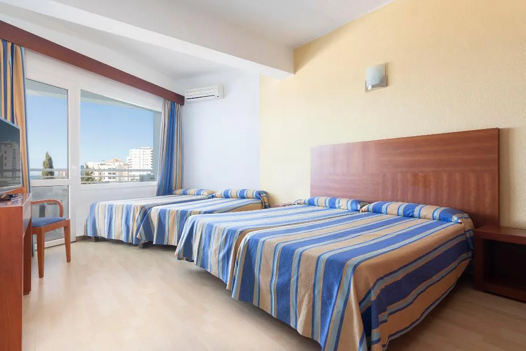 QUADRUPLE STANDARD Room, Hotel Palia La Roca, Costa Del Sol