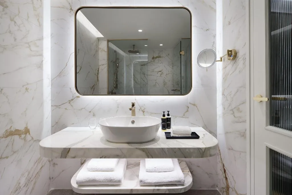Double or Twin SUPERIOR GARDEN VIEW Room, Electra Palace Athens, Athens