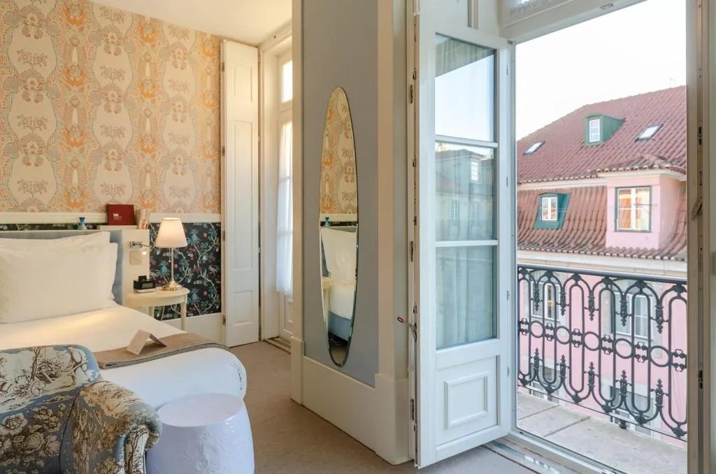 Double or Twin SUPERIOR Room, Lx Boutique Hotel, Lisbon