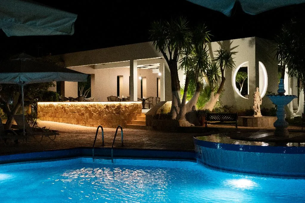 Pool, La Cite, Kefallinia